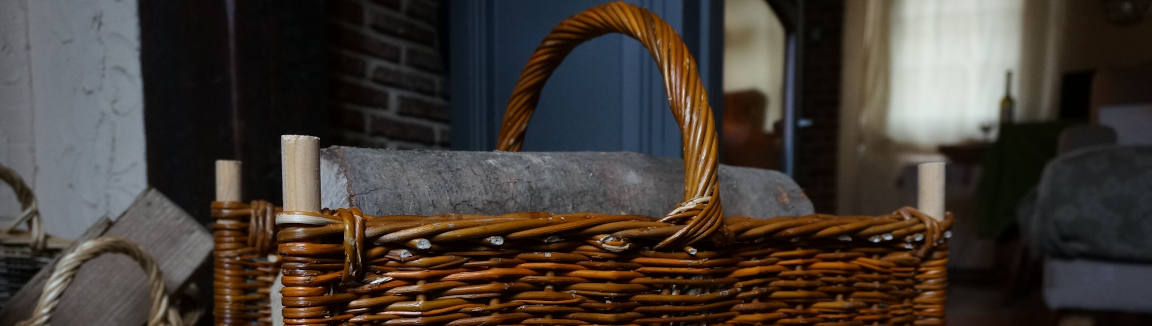 Panier à bûches en osier blanc - Les Liens Naturels - Atelier de Vannerie - Audrey Alvarez - Ladeuze - Belgique