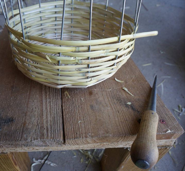 Atelier-Séance de travail - Les Liens Naturels - Atelier de Vannerie - Audrey Alvarez - Ladeuze - Belgique